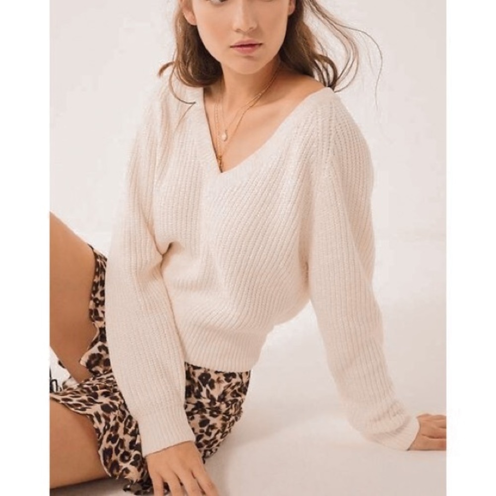 Urban Outfitters Beige Cream Ribbed Cropped Sweatshirt Crewneck S